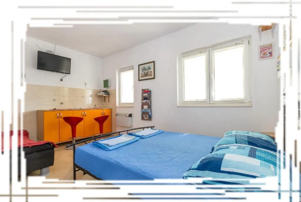 Hostel Oktarin Kastela