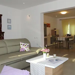 ane-apartment.in-istria.net/